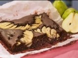 Шоколадов кейк с кардамон и круши